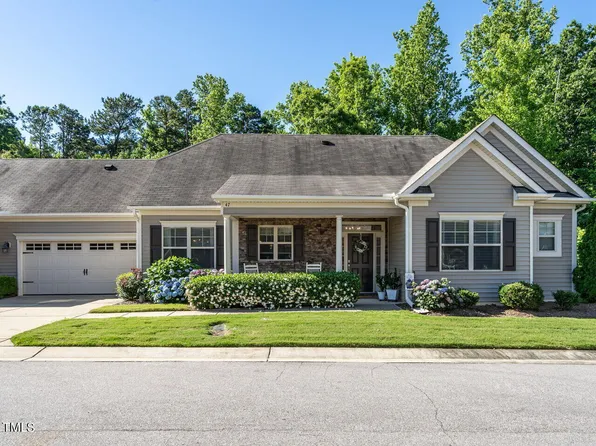 47 W Umbria Ct, Clayton, NC 27527