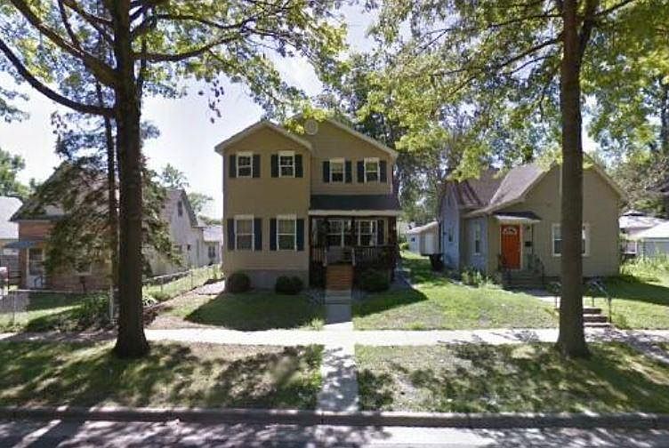 1st image of 1918 Hyacinth Ave E