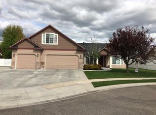 586 Three Rivers Way, Fruitland, ID 83619