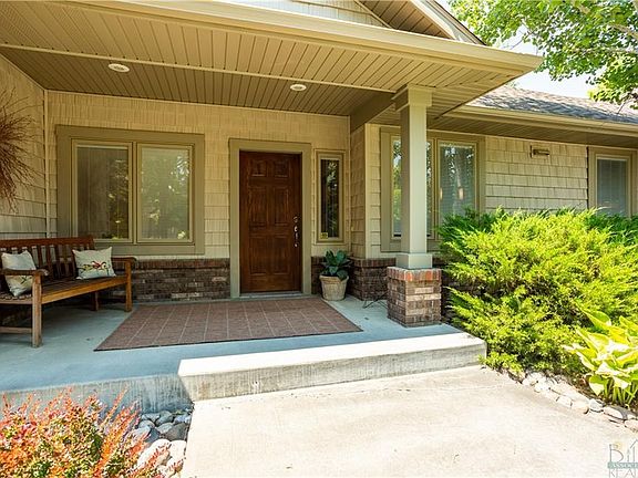 4th image of 2699 Southridge Dr