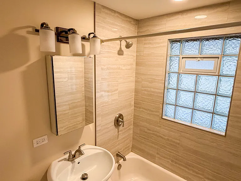 9427 Nerbonne Ave — Photo 8