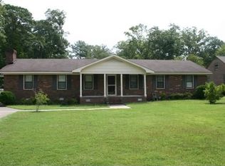 104 Dimock Rd, Washington, NC 27889