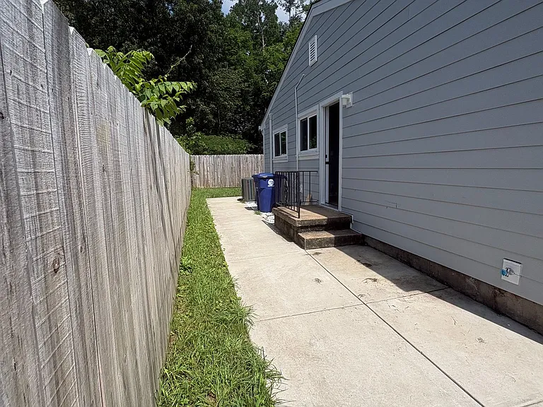 123 Sequoia Dr — Photo 24