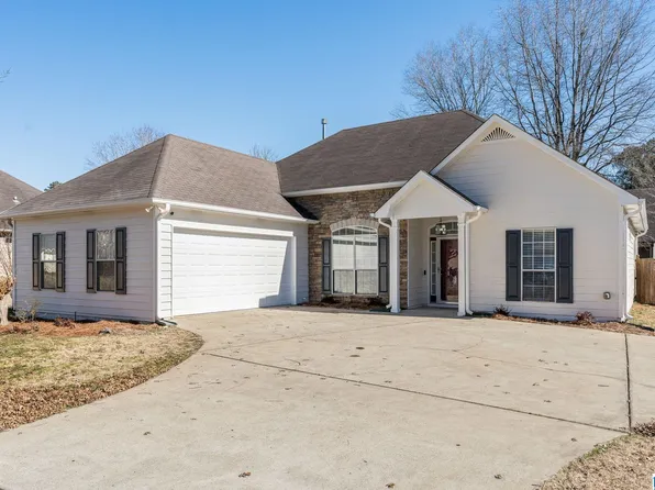 112 Rock Valley Rd, Helena, AL 35080