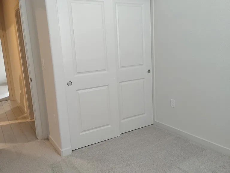 856 Telford Dr — Photo 6