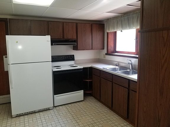 2nd image of 6197 1/2 Washington St