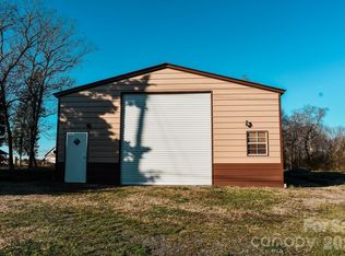 6016 Oxford School Rd, Claremont, NC 28610
