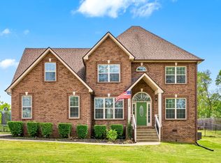 1230 Rich Ellen Dr, Palmyra, TN 37142