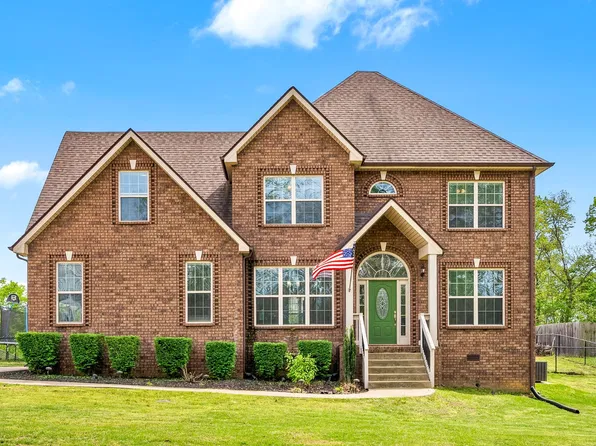 1230 Rich Ellen Dr, Palmyra, TN 37142