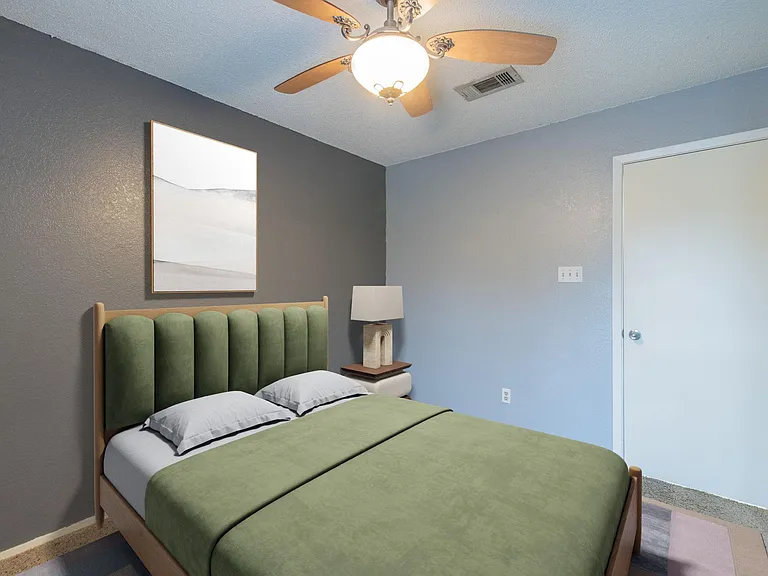 1015 E Yager Ln #172 — Photo 8
