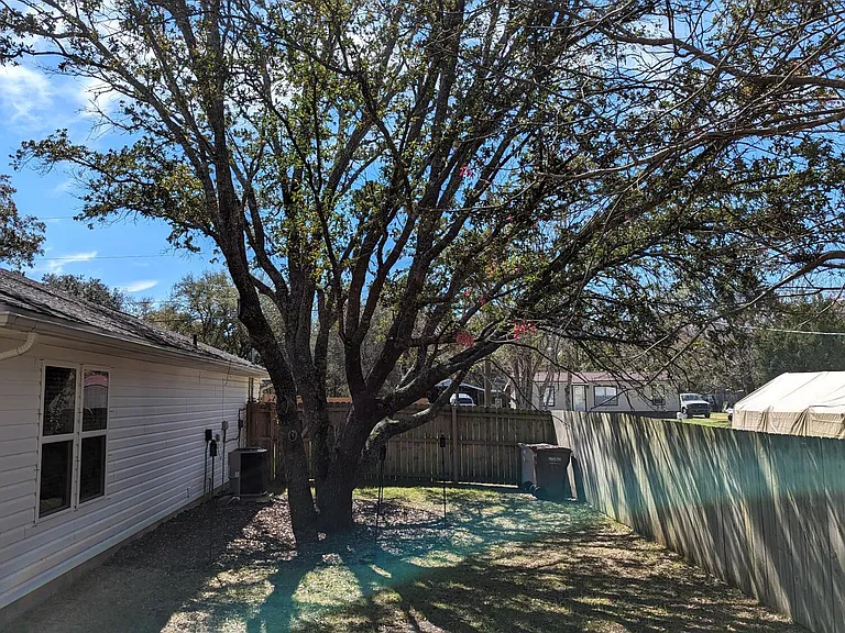6762 Valerie Ln — Photo 25