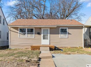 3552 N 40th St, Omaha, NE 68111