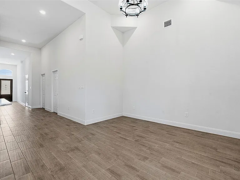112 Margarita Dr — Photo 10