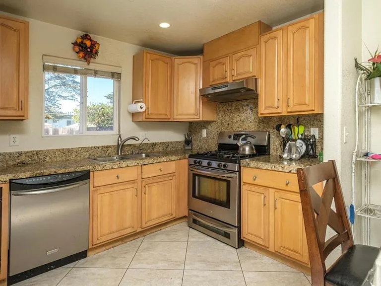 3 Carmel Cir — Photo 9