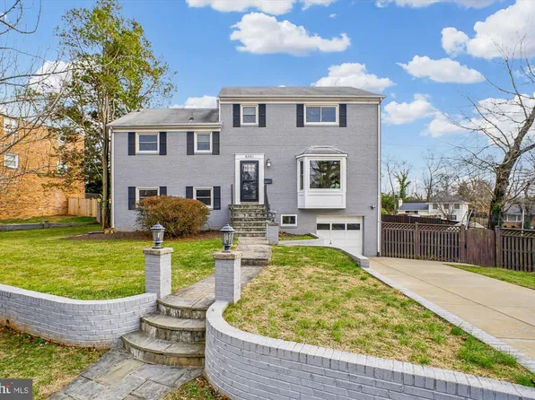 6001 Marquette Ter, Bethesda, MD 20817