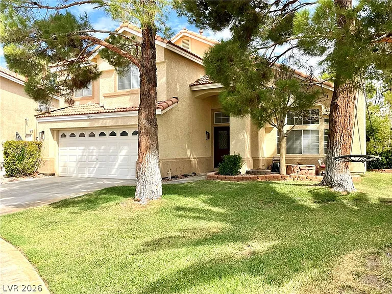 1326 Pine Terrace Ct — Photo 2