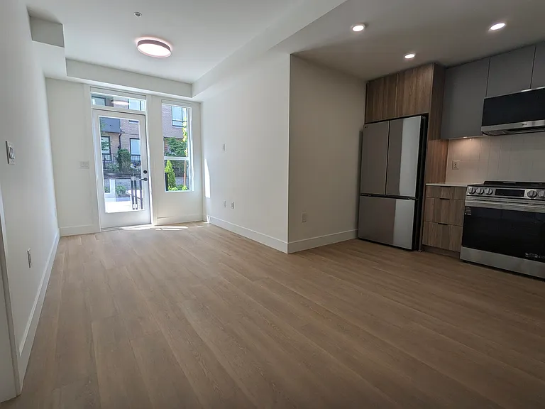 13455 94a Ave #112 — Photo 29