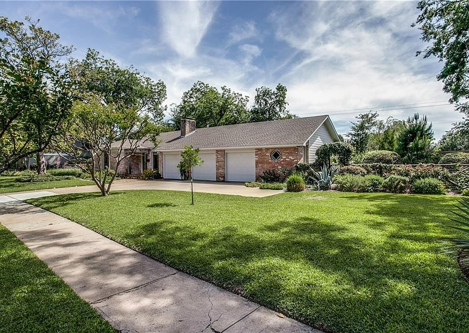1st image of 4679 Highland Park Dr