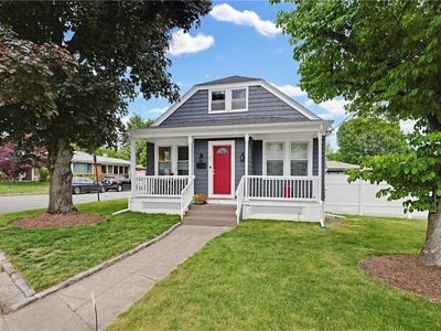 17 Cooper St, North Providence, RI, 02904