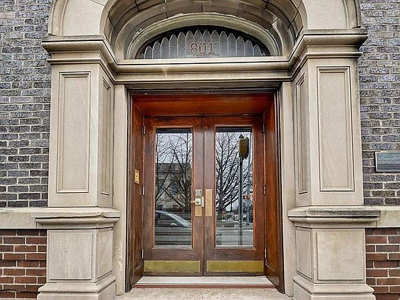 2nd image of 801 N Pennsylvania St APT D