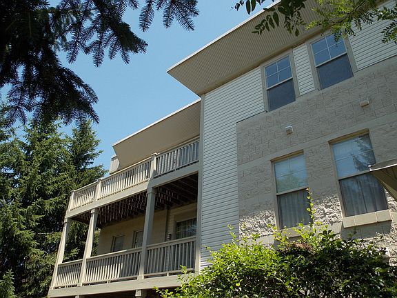 2nd image of 34451 N Old Walnut Cir #2-302