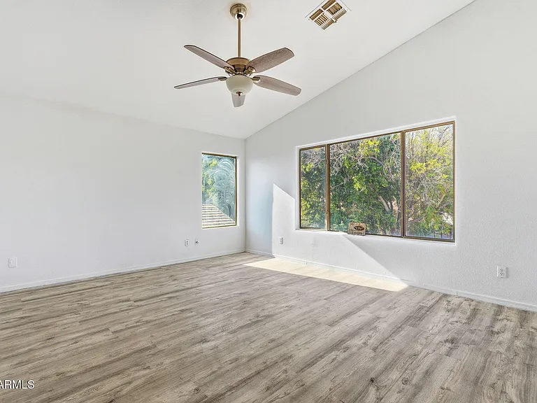1166 E Stottler Dr — Photo 13