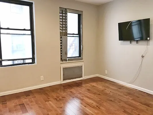 Rented by Reliance Realty Partners LLC  | media 12