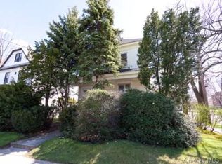 472 Front St, Hempstead, NY 11550