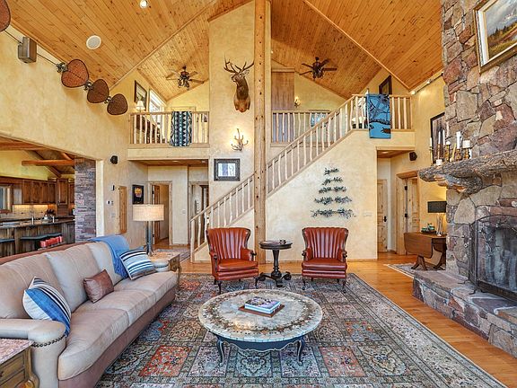 5th image of 90 Zia Rd