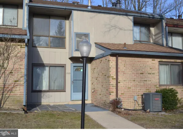 1305 Timber Crk, Lindenwold, NJ 08021