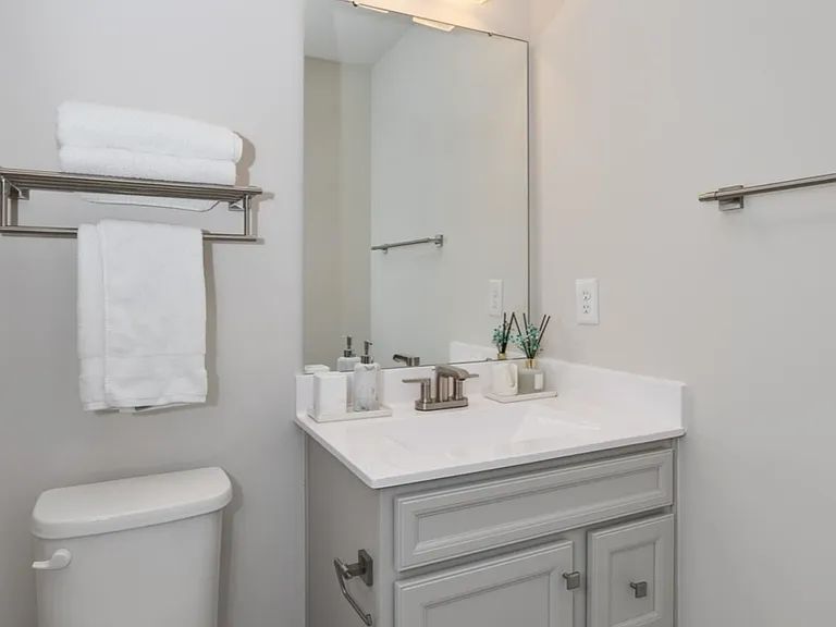 4820 Chastain Ave — Photo 35