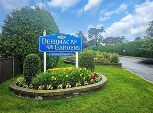 336 Commack Rd APT 2, Deer Park, NY 11729