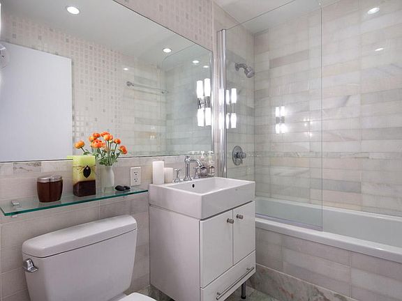 3rd image of 635 W 42nd St APT 17L