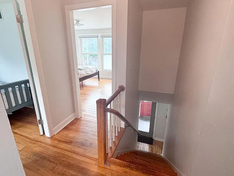 114 Columbia Ave — Photo 14