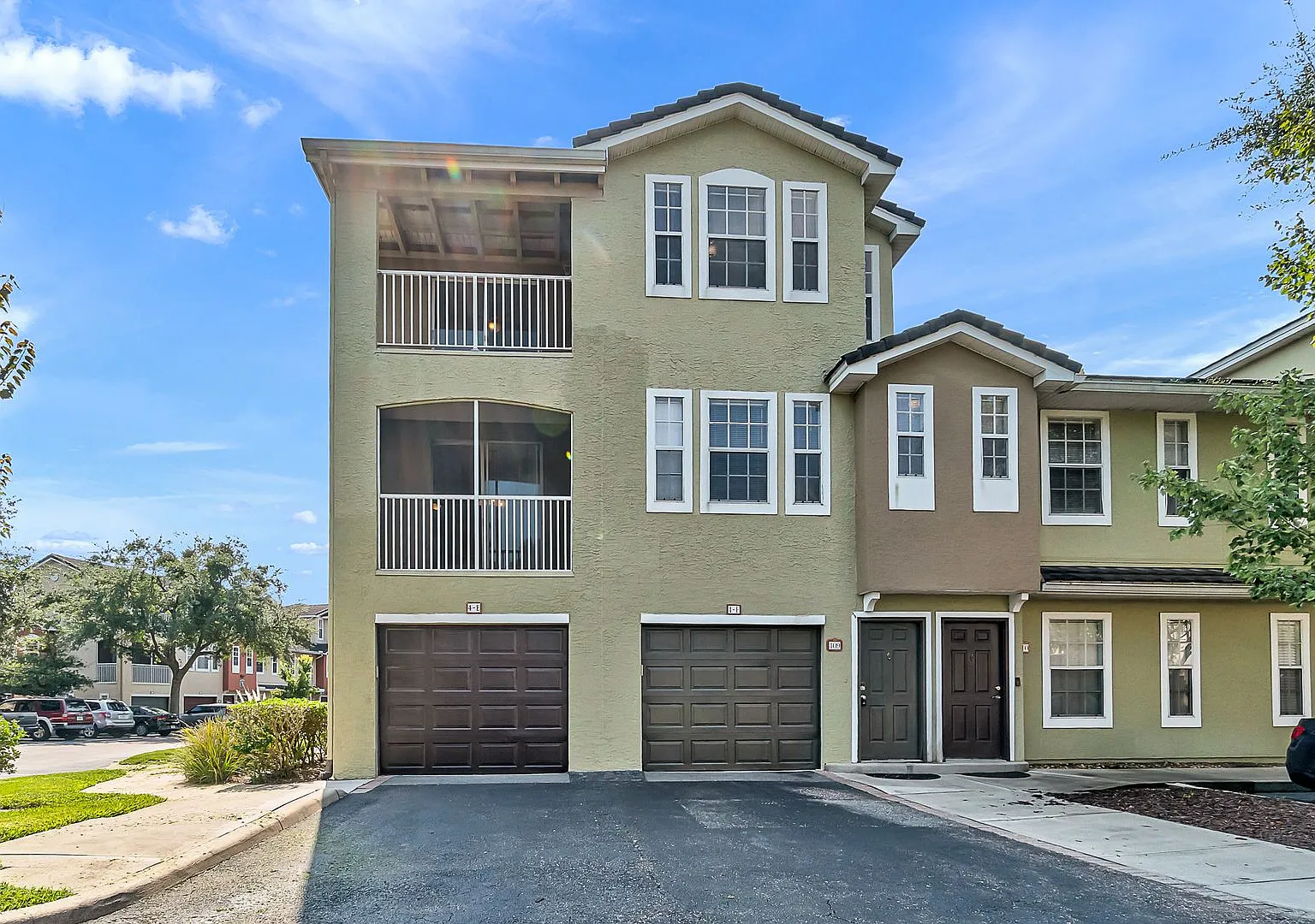 3 Bedroom Beautiful Condo in Mirabella Community - Available Now! — Photo 2