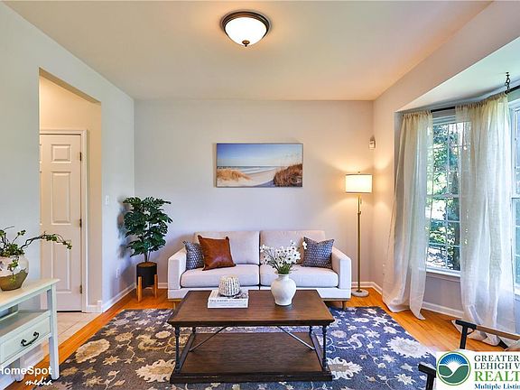 4th image of 5837 Winterberry Pl