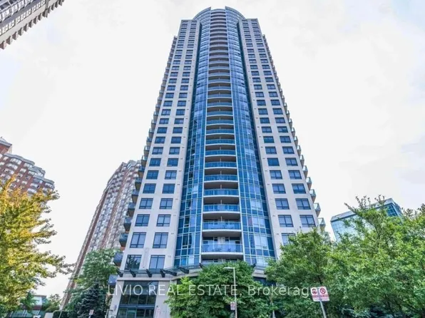 330 Burnhamthorpe Rd W #1406, Mississauga, ON L5B 0E1