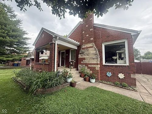 1109 N Downey Ave Photo 1