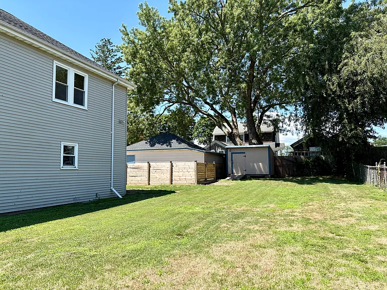 163 Macomber Ave #2 — Photo 11