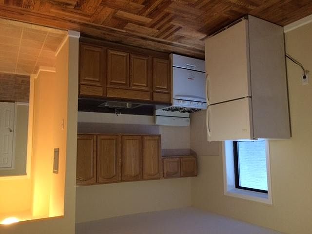 2nd image of 9942 41st Ave #2D