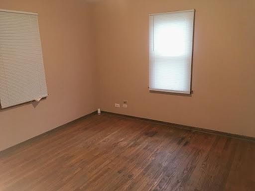 4th image of 1276 River Dr