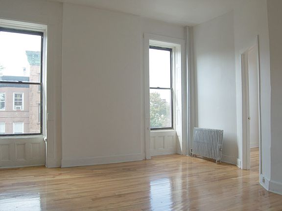 2nd image of 654 Putnam Ave APT D1