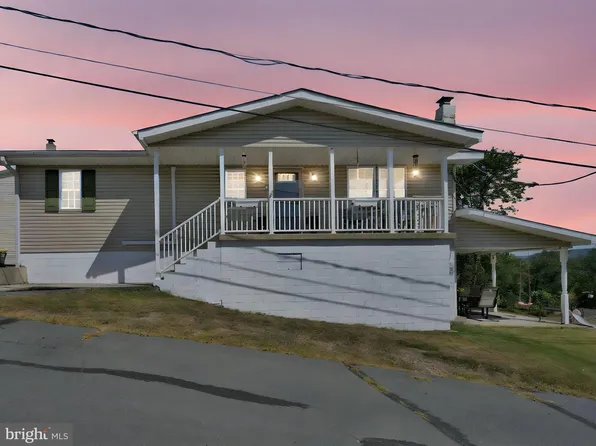 325 Washington St, Minersville, PA 17954