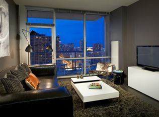 2138 S Indiana Ave APT 3301, Chicago, IL 60616