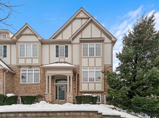 290 Sype Dr, Carol Stream, IL 60188