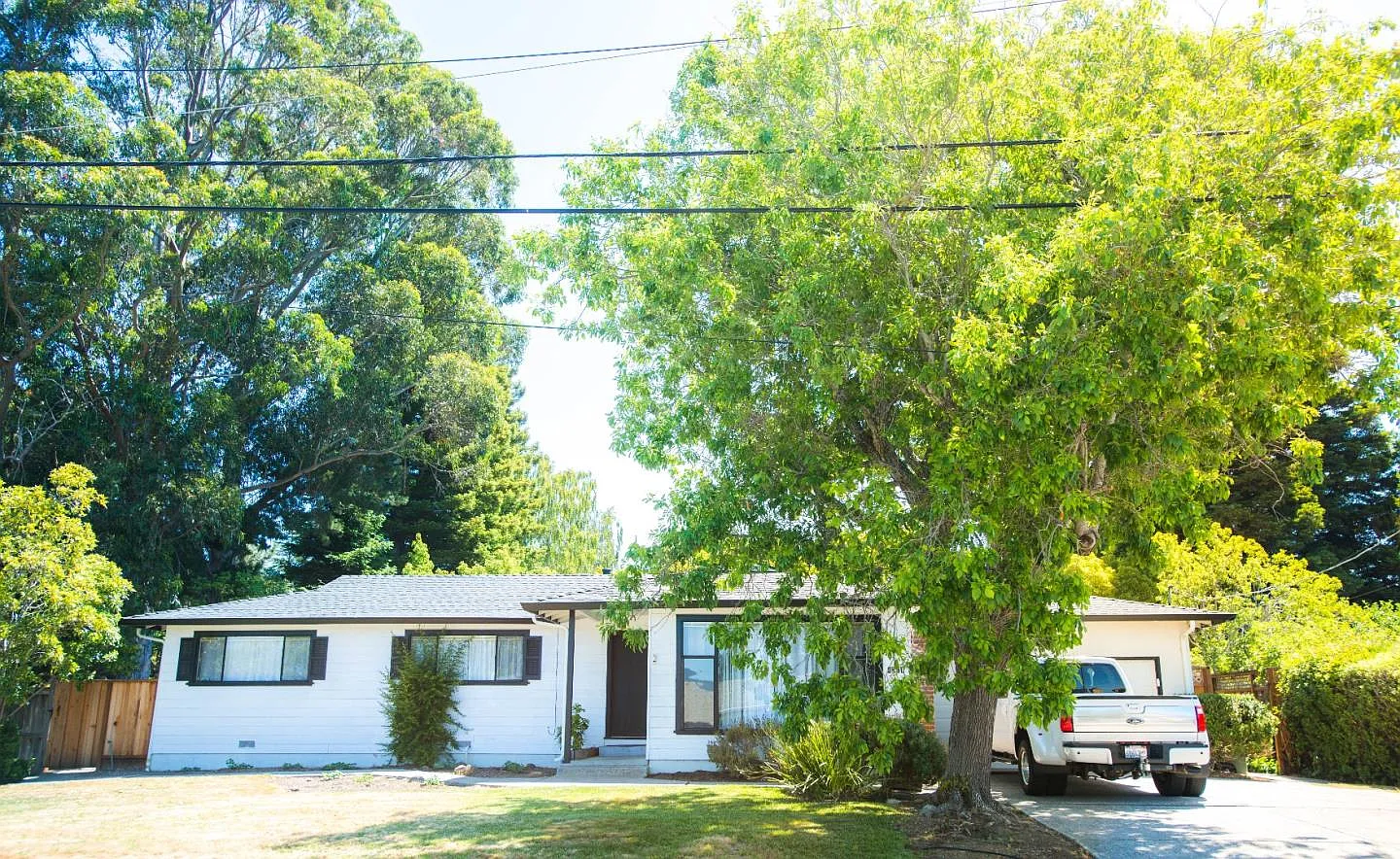 1311 Parrott Dr photo 1