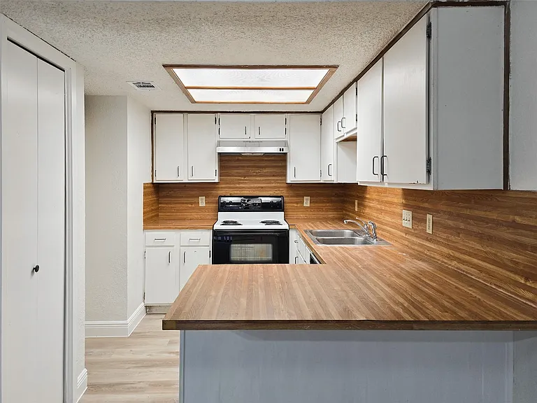 8418 Fathom Cir #103 — Photo 8