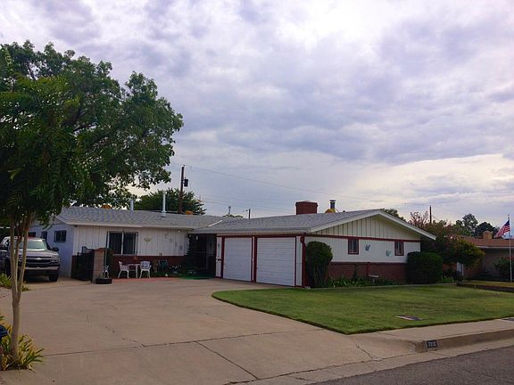 2nd image of 7012 Las Animas Ave NE