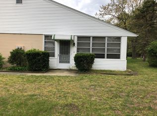 37 Crestwood Pkwy #C, Manchester Township, NJ 08759