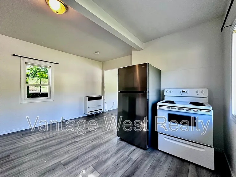 1360 Latta Rd #3 — Photo 4